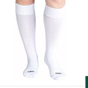 NWT DSG Soccer II Socks - 2 Pack White Youth size 4-8